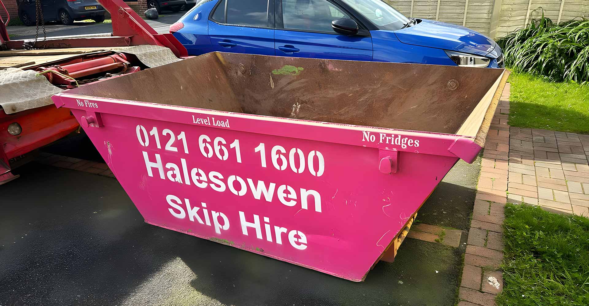 Skip being dropped off to customer in Harborne